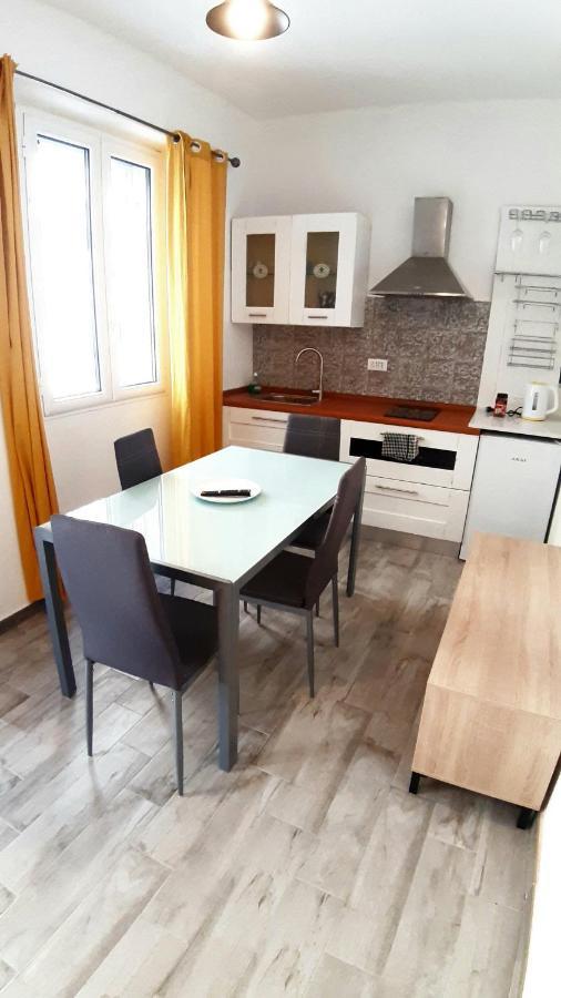 Apartment Domo In Terranoa, Old Town
